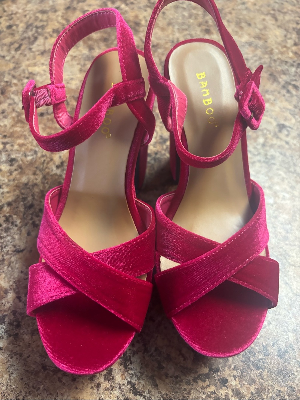 BAMBOO Women’s Fuchsia Velvet Crisscross Block Heel Sandals
